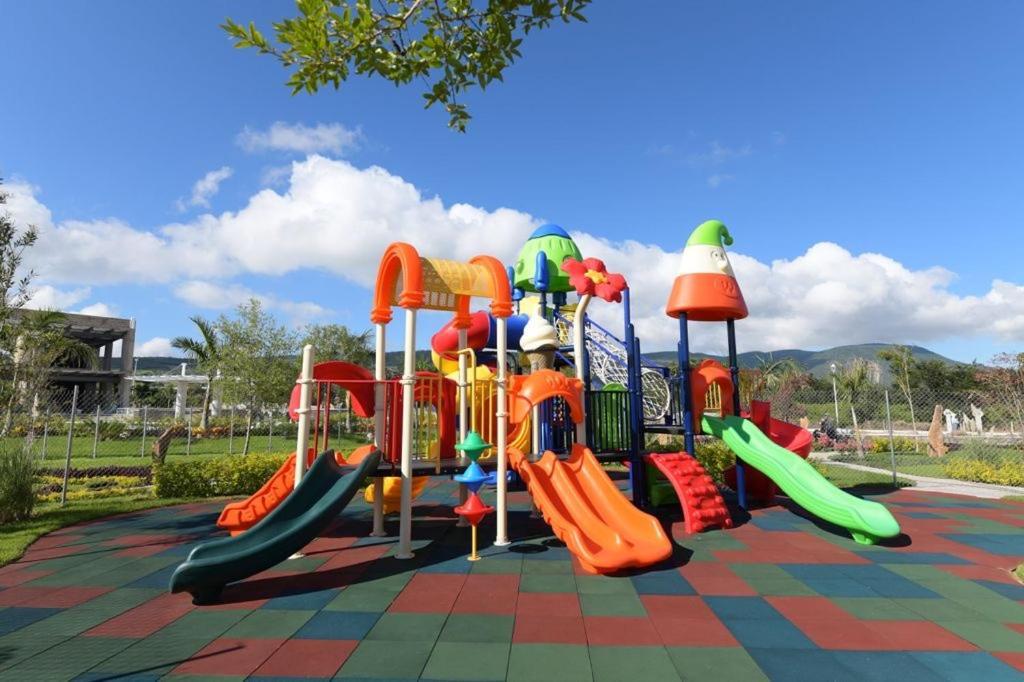 Hermosa Casa En Orilla Del Lago -Zona De Villedos- San Cristobal Zapotitlan Exteriér fotografie
